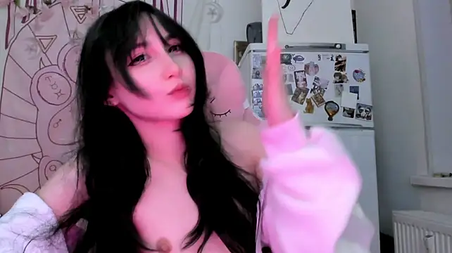 Czat XXX na żywo – Holy420lolii