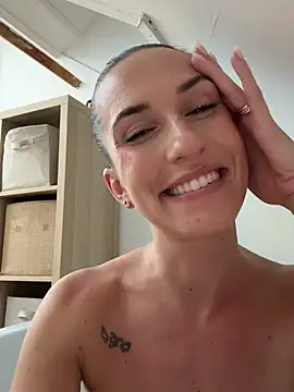 lola_tentatiion 라이브 XXX 채팅