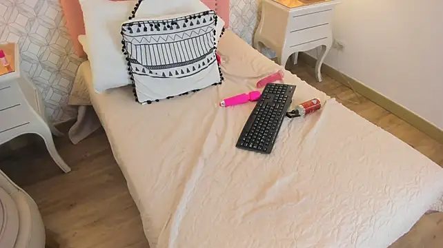 kiss_me_7 라이브 XXX 채팅
