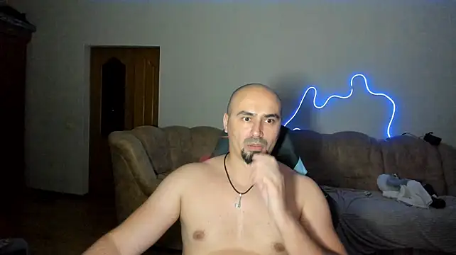 Chat XXX en directo de -SexyDaddy-
