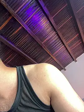 Samir_bear's Live XXX Chat