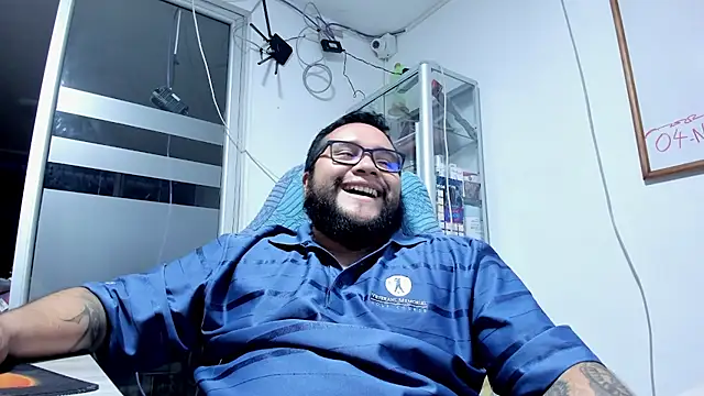 VINCEDMAGLIOO Live XXX-chat