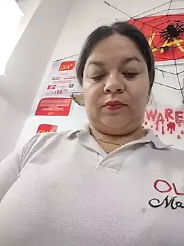 Charlott-1 Chat XXX in diretta