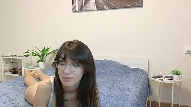 SoftnessRi Adlı Modelin Canlı XXX Sohbeti