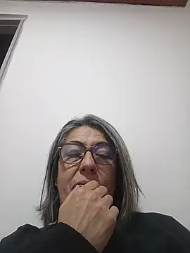 nocturnewhisper Chat XXX live