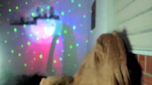 Živý XXX chat Shaddycute_