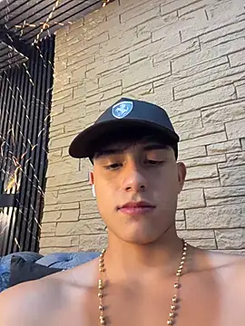 Lander_Cruz 现场XXX聊天