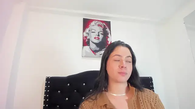 Ariadne_69's Live XXX Chat