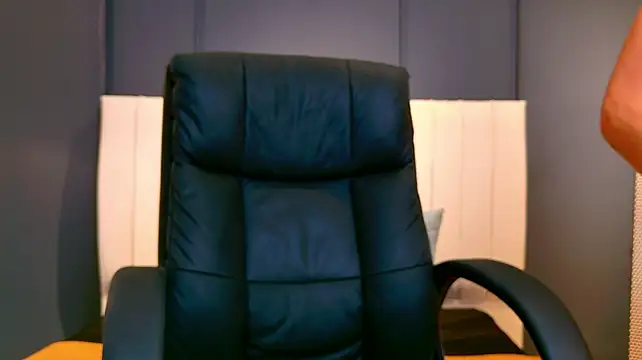XXX chat uživo modela Melodi_moon