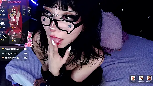 แชท XXX สดของ KiomyVamp