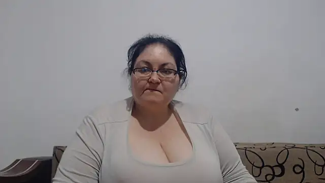 Nykyxo Chat XXX live