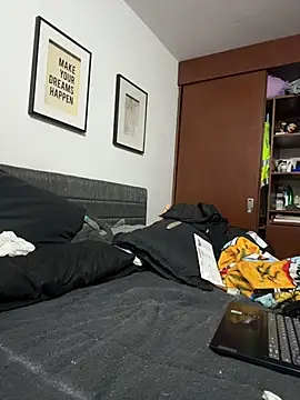 J_loren Chat XXX in diretta