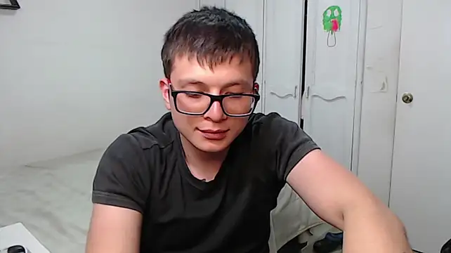 MathewCollin live XXX chat