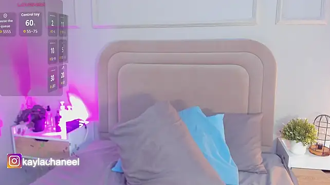 Kaylachannell's Live XXX Chat
