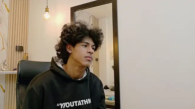 Živý XXX chat Zayn_Fox32