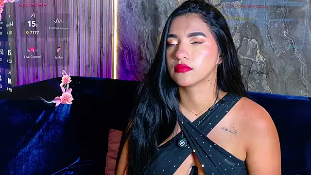 Victoria_Rous_'s Live XXX Chat
