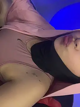 Chatroom XXX en direct de rhizanthella_