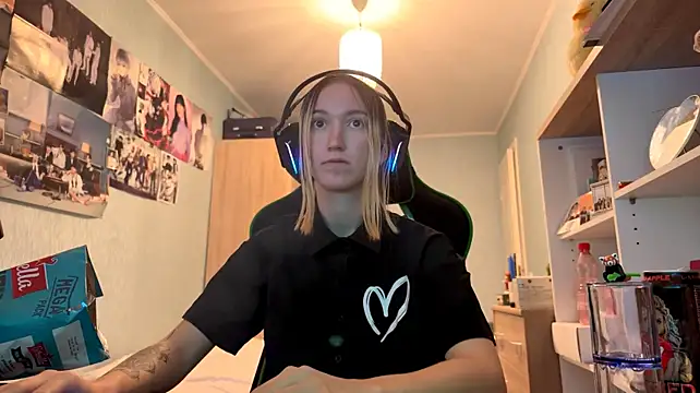 SoniaKotts' Live XXX Chat