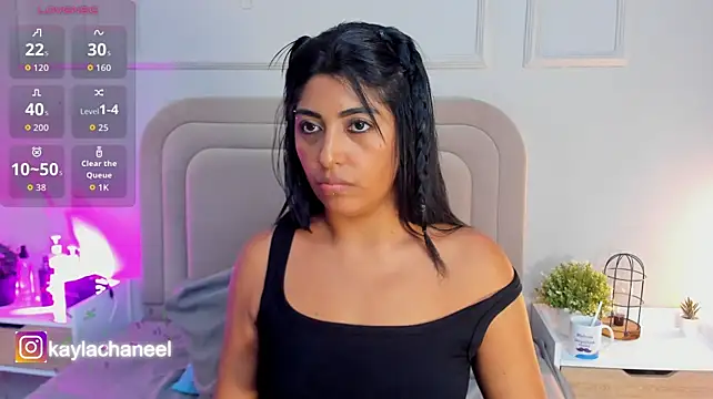 Chat +18 de Kaylachannell ao vivo