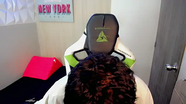 Drew_Nyb Live XXX-chat