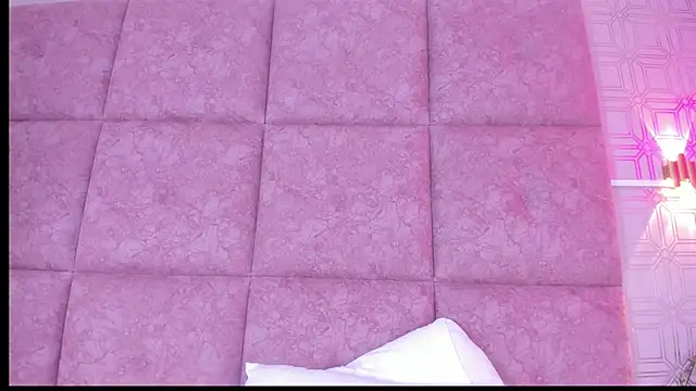 LilyRoxi Live XXX Chat