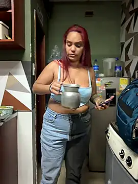 Chat XXX ao vivo de Sara-77