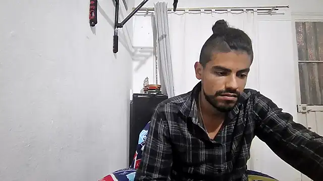 JBond007BBC Live XXX-chat