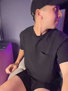 Chat XXX Live OLIVER_K