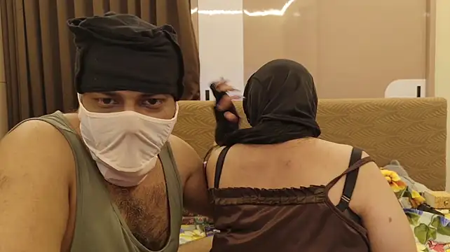 הופעת וובקאם של IshuKisshu