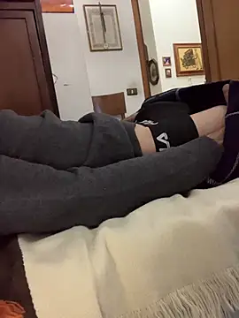 Chat +18 de Pol8888 ao vivo