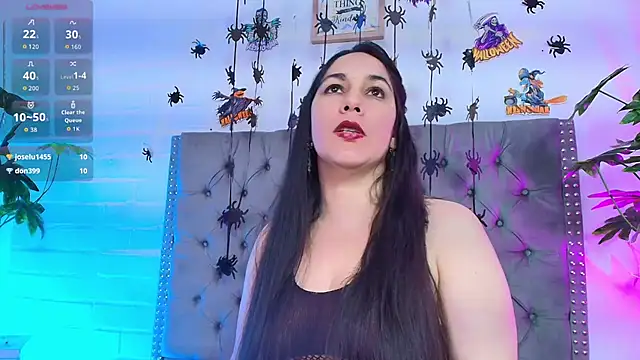 Chat +18 de Rossy_Marks ao vivo