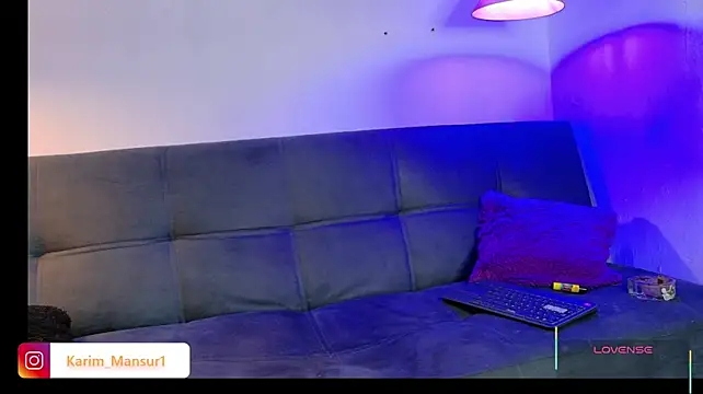 Chatroom XXX en direct de Karim_mansur