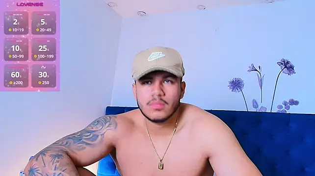Онлайн чат XXX jeisonstark