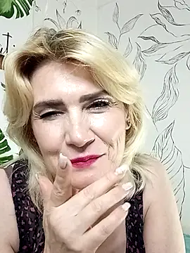 Czat XXX na żywo – Catty_Lady