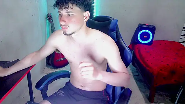Atom_Hot: απευθείας συνομιλία ΧΧΧ