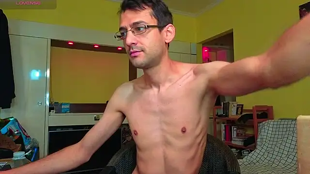 HungEddy Adlı Modelin Canlı XXX Sohbeti