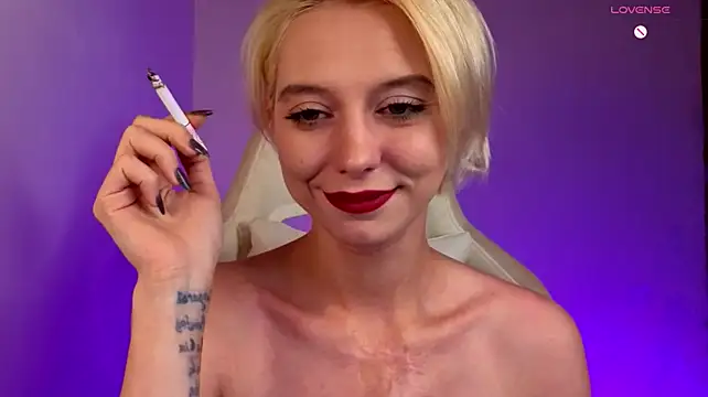 Blondice 现场XXX聊天