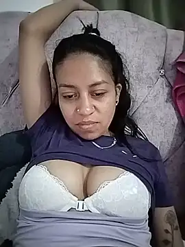 Chat XXX en directo de Tiphanydirty3