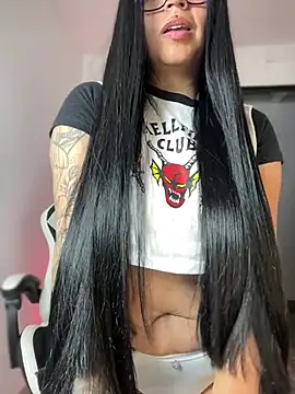 Devilsweet17 Live XXX-Chat