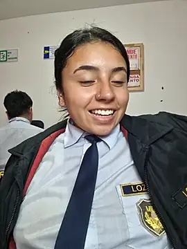 Chat +18 de Angela__05 ao vivo