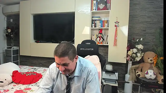 SpartacusDaddy48 লাইভ XXX চ্যাট