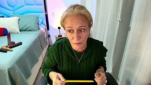 Czat XXX na żywo – Naty_Stone