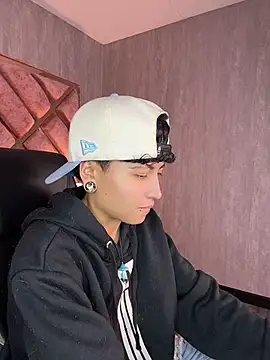 Chat XXX Live ian_mathias_