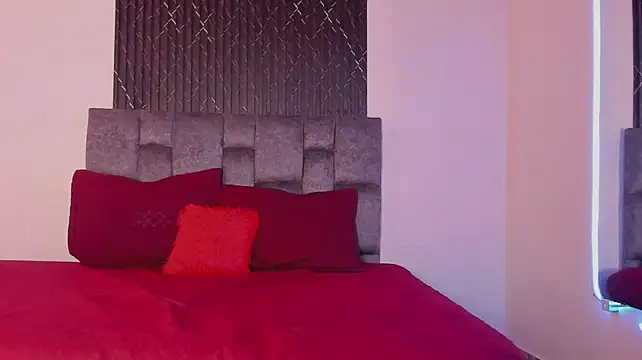 Alexxus_Smith: онлайн-секс-чат