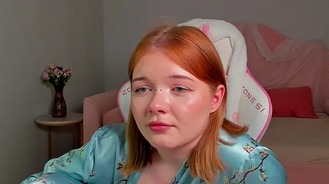 ElinaVale's Live XXX Chat