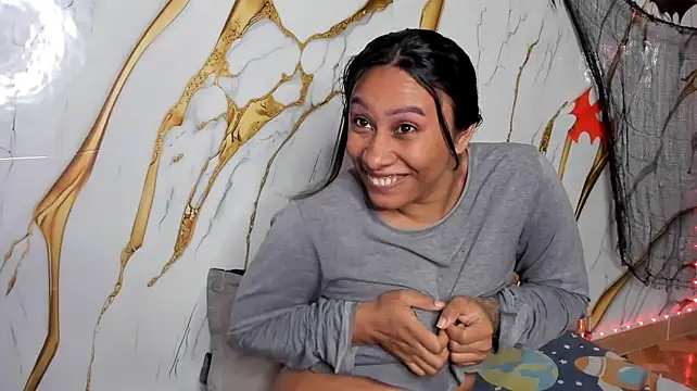 XXX chat uživo modela sexy_brunette_12