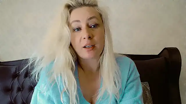 XXX chat uživo modela Olesya