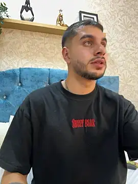 AmadeoWild Live XXX-chat