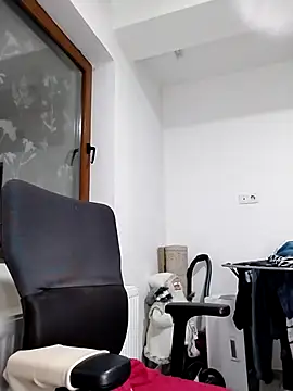 DecadentHell Chat XXX live