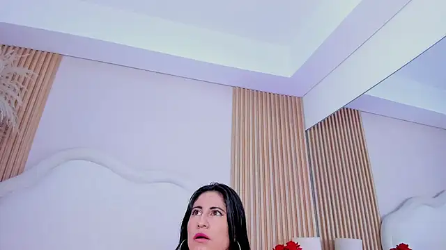 Ema_Sky_ Live XXX Chat